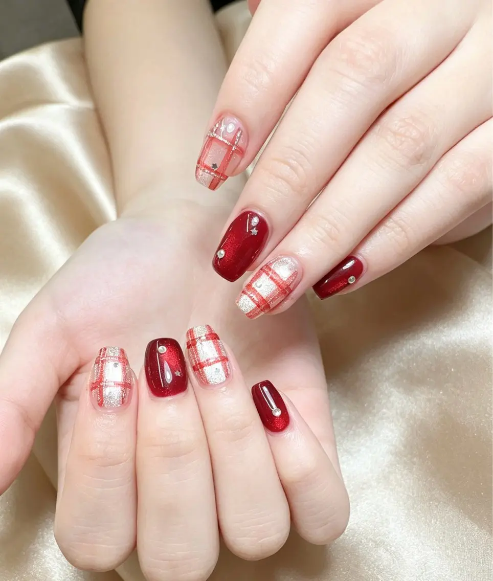 ネイル ハンドネイル Glow Minamiのネイルデザイン