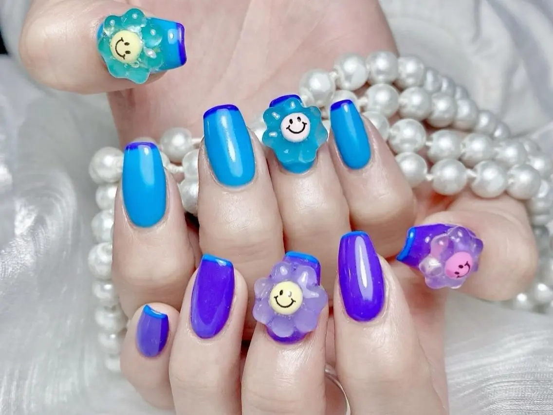 ネイル Hanya 🌈のネイルデザイン