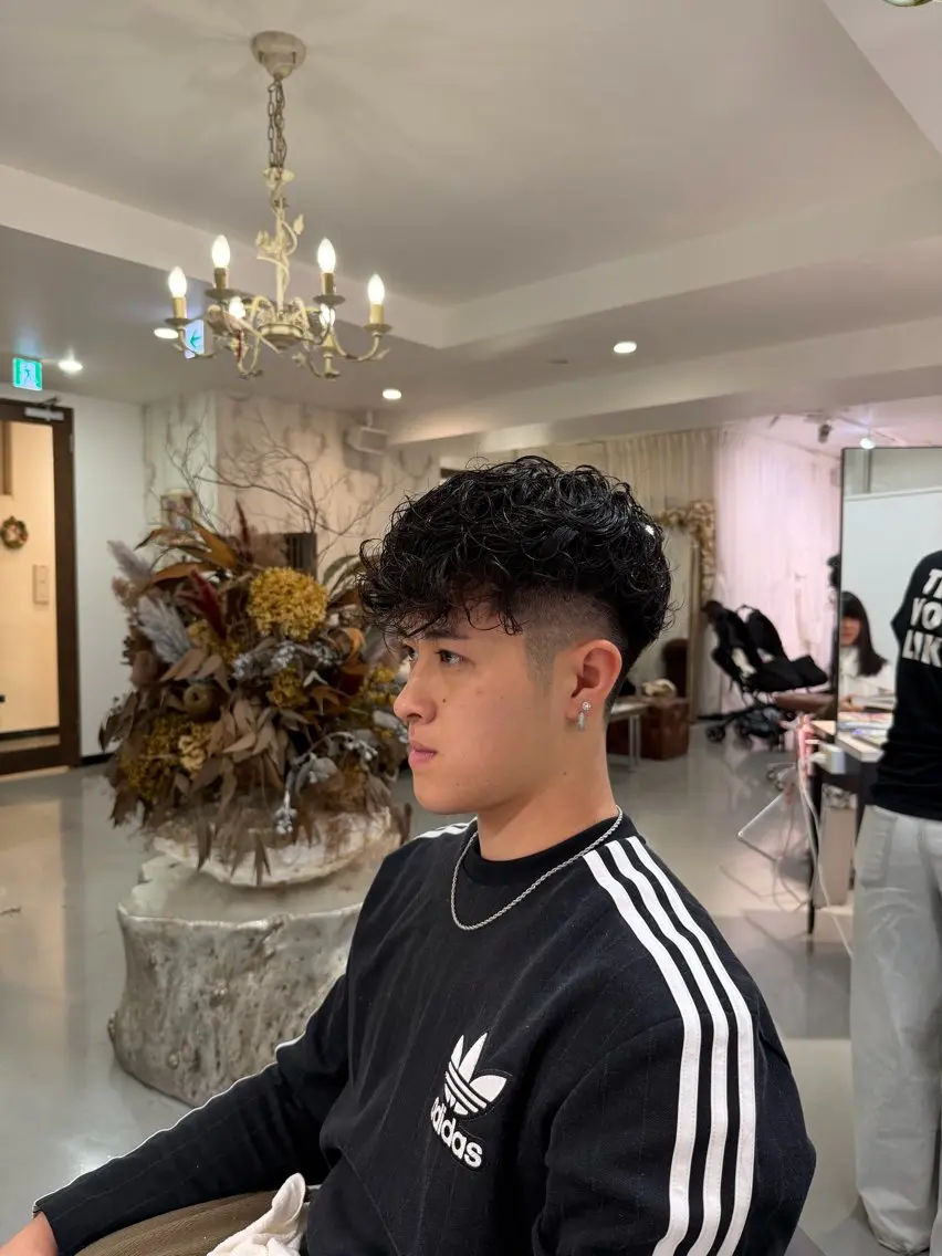 パーマ メンズ 小礒 幸輝のヘアスタイル