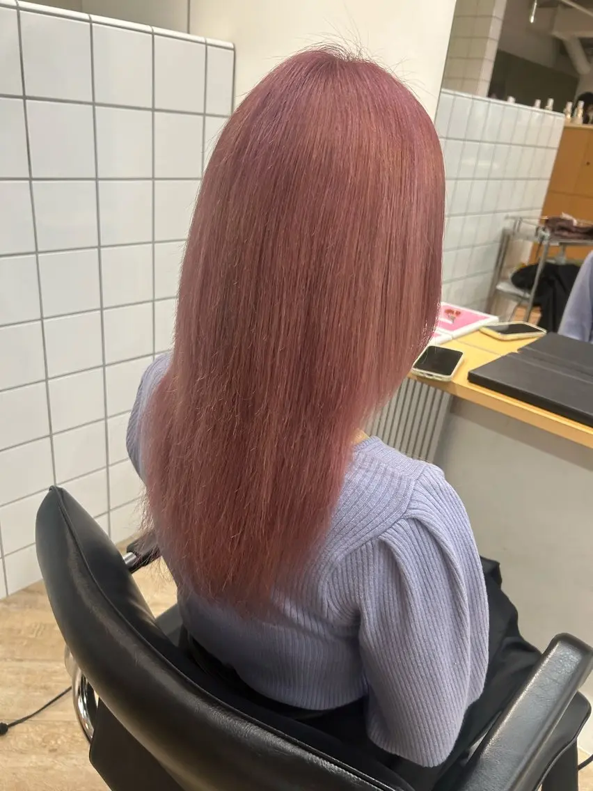 セミロング カラー ヘアカラー トリートメント ベージュ/ダブルカラ ー/新潟駅/青柳萌果のヘアスタイル