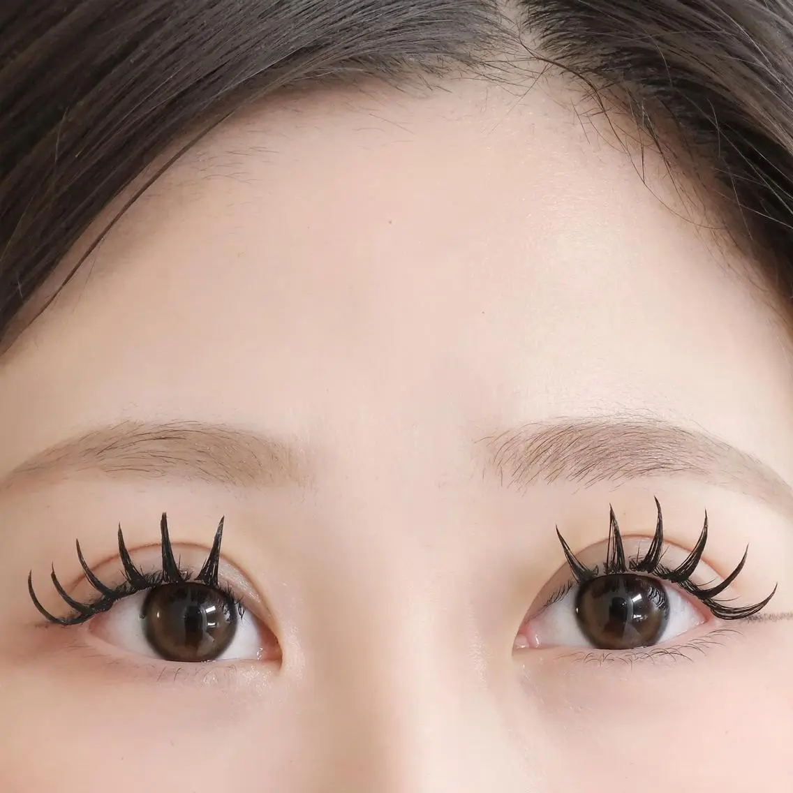マツエク・マツパ 束感まつ毛 マツエク Sylph 西宮店のヘアスタイル