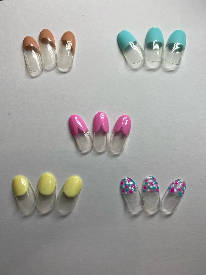 💗初回限定スペシャル💗ソフトジェルオフ無料💅シンプルデザインの5つの中から選んで頂きます。カラーも変更可能です。の写真