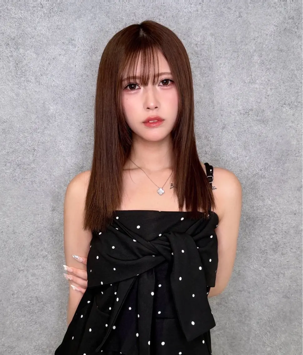 セミロング カラー ベージュカラー 透明感カラー トリートメント ヘアカラー トリートメント 紅都🫧 透明感水光カラーのヘアスタイル