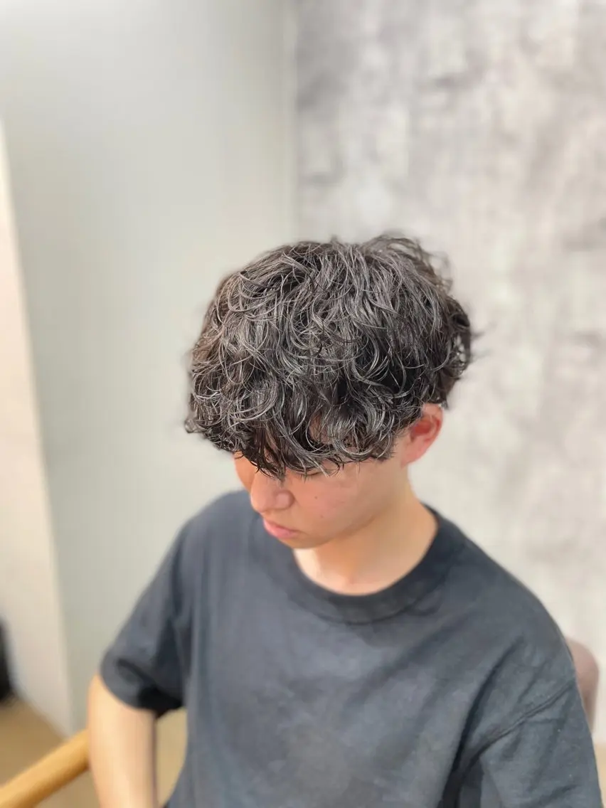 ショート パーマ メンズ カット パーマ シャドウパーマ/縦落 ちパーマ 大久保拓実のヘアスタイル