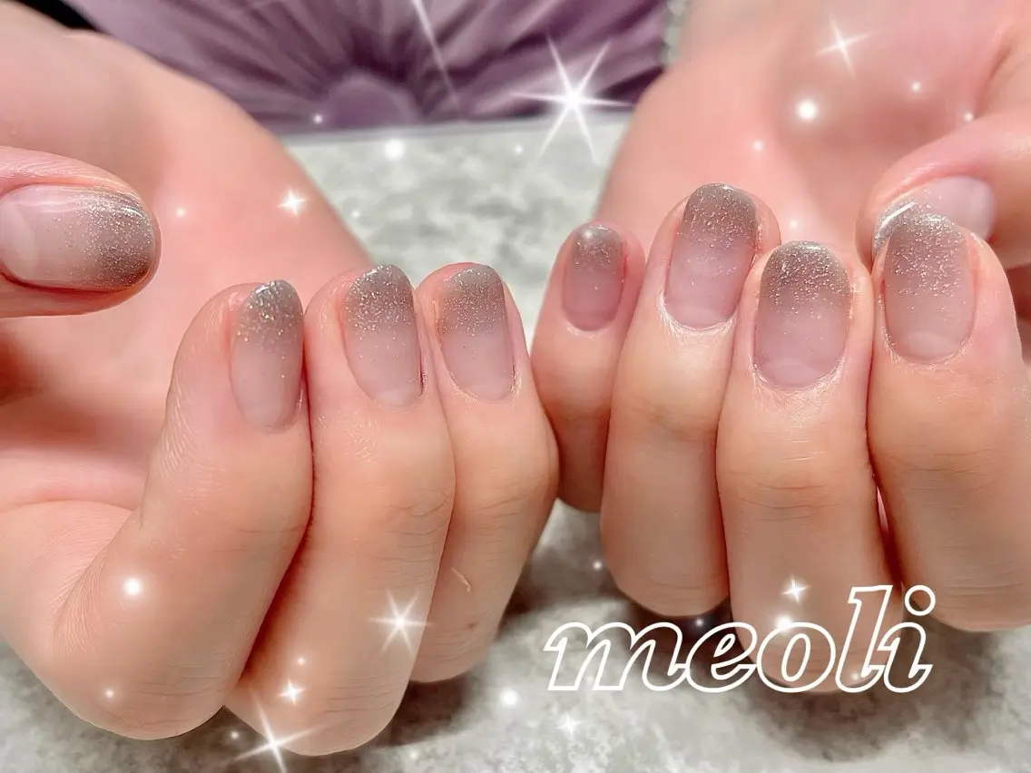 ネイル オーロラネイル グラデーション ラメ(グリッター) オフィスネイル nail salon meoli　アヤのネイルデザイン