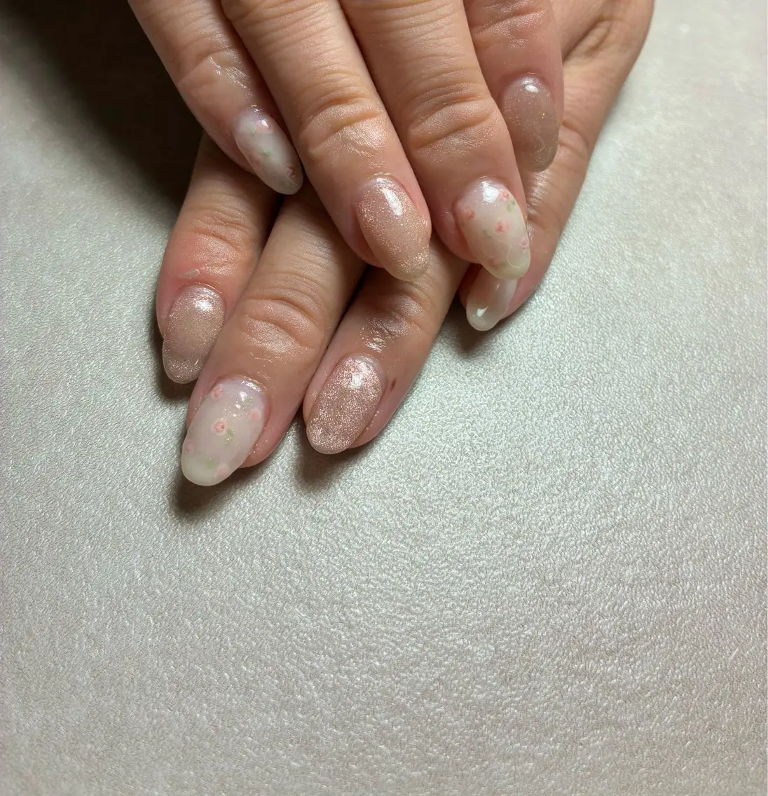 ネイル ニュアンスネイル ハンドネイル addition スタッフReikoのネイルデザイン