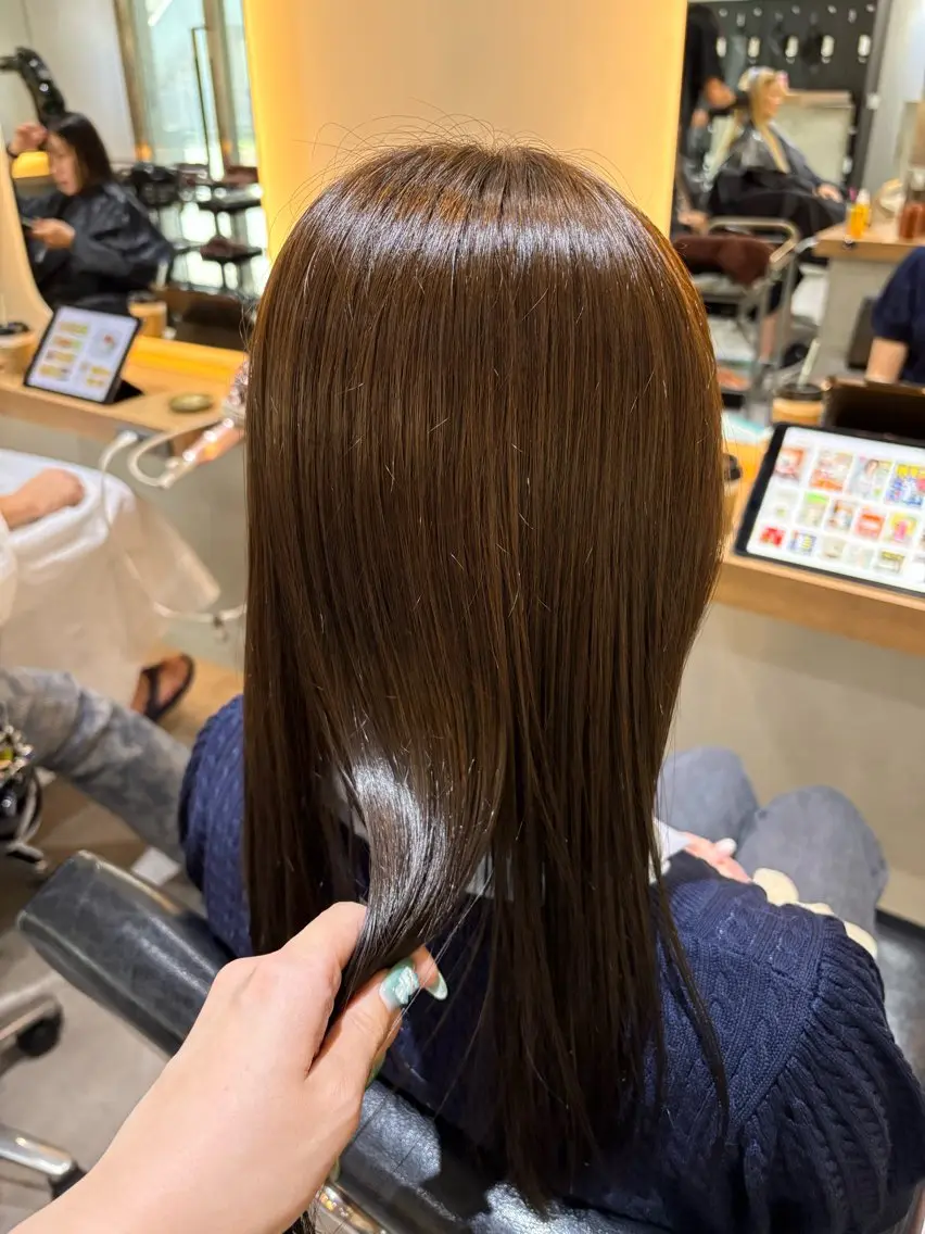 セミロング アッシュ アッシュブラウン ヘアカラー 🌿ボブ/美髪矯正/ 透明感カラー/ルキのヘアスタイル