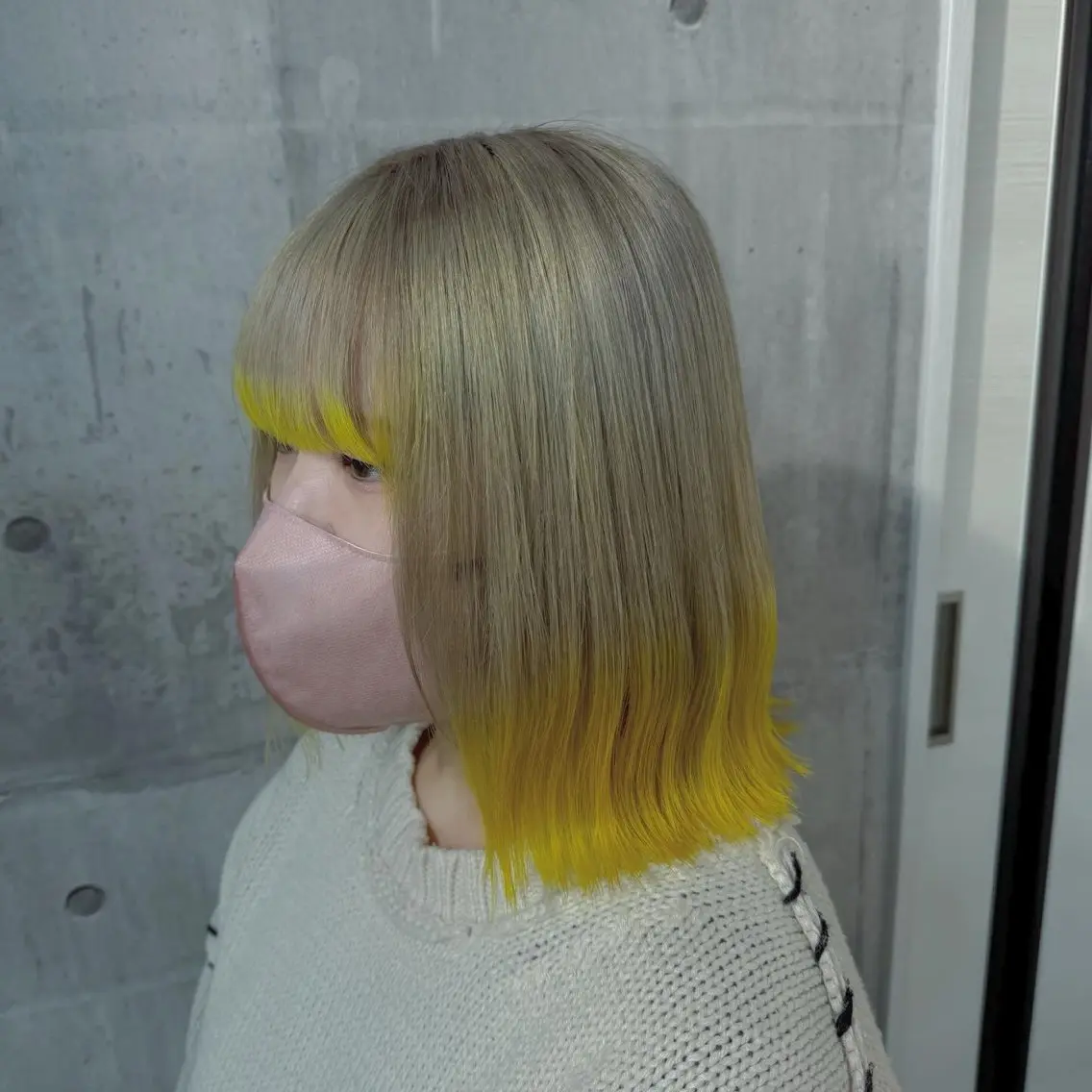 ミディアム カラー デザインカラー イエローカラー ヘアカラー MOMO/‎ブリーチ /ハイトーン‎🤍のヘアスタイル