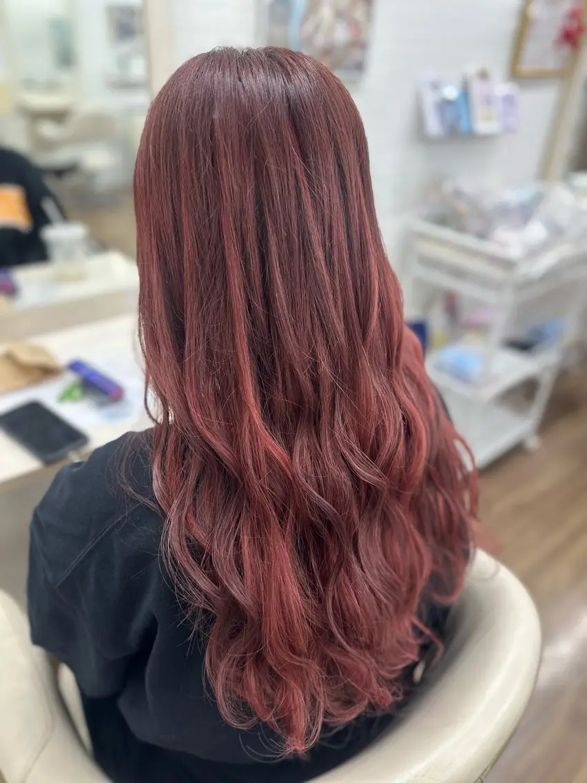 ロング カラー レッドカラー エクステ ヘアカラー トリートメント エクステ GLOSS 心斎橋 山上のヘアスタイル