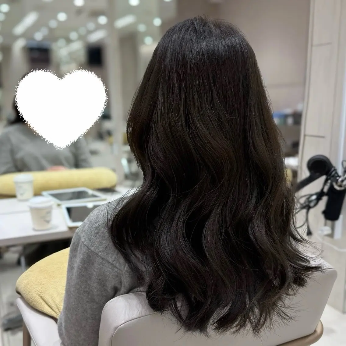 ロング カラー カット ヘアカラー トリートメント 内田 志乃のヘアスタイル