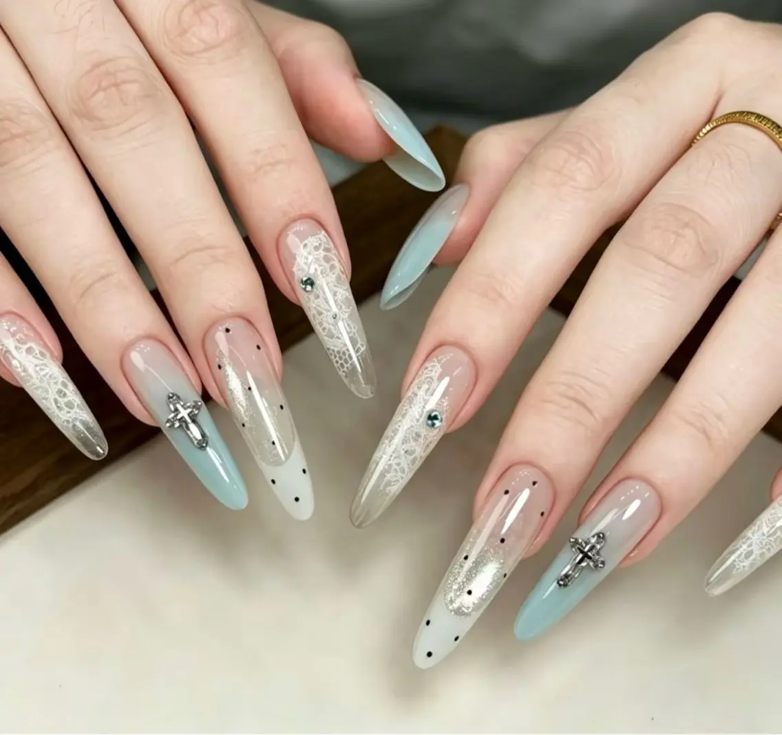 ネイル ハンドネイル Luvia Ginzaのネイルデザイン