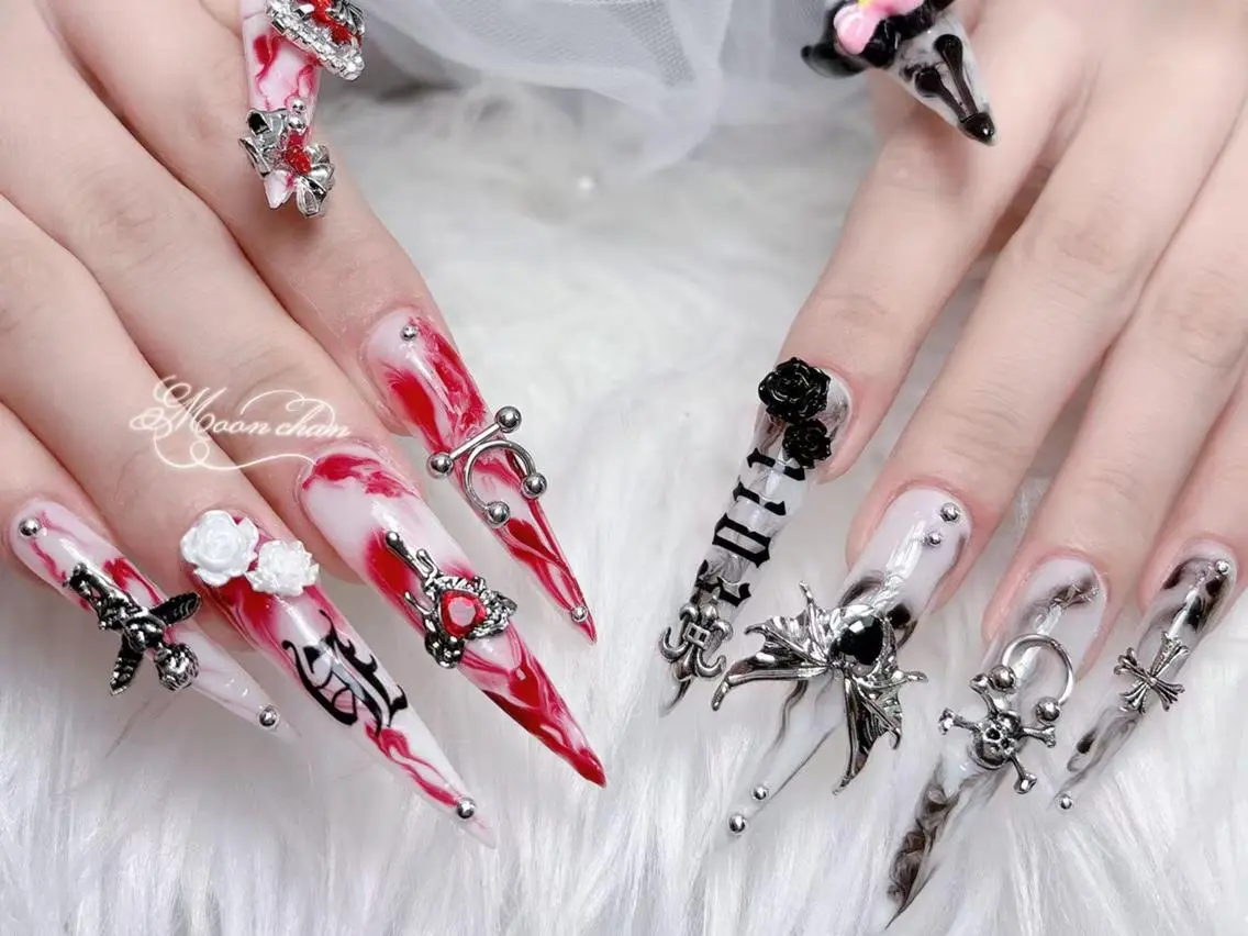ネイル 長さ出し キラキラネイル 韓国ネイル ロングネイル 持ち込み ハンドネイル ハンドケア MUNI🎀  NAIL のネイルデザイン