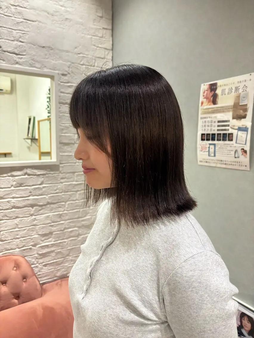 ミディアム RosierBleu 中山のヘアスタイル