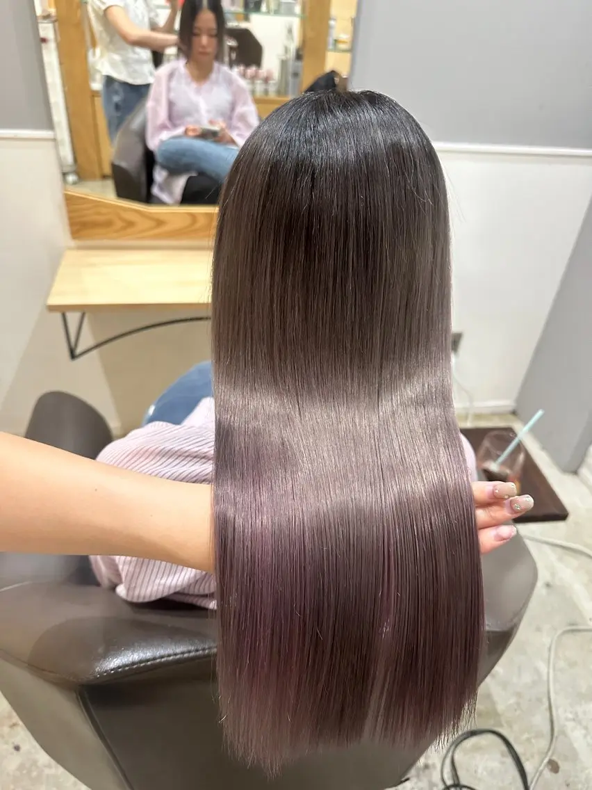 ミディアム ヘアカラー トリートメント miloc MOMOKAのヘアスタイル
