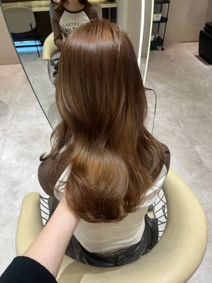 セミロング カット ヘアカラー 顔周りカット/ 透明感カラー/ユナのヘアスタイル