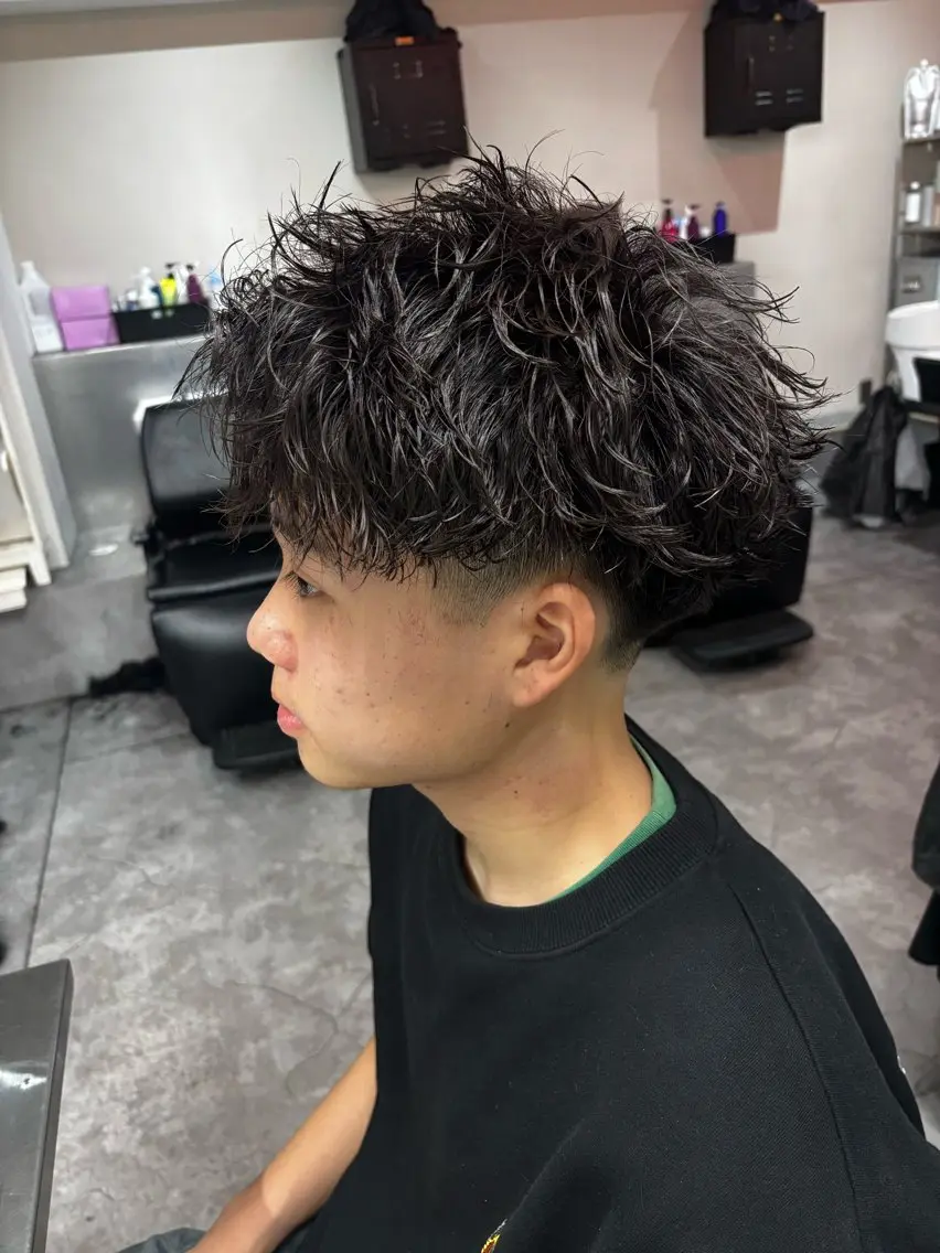 パーマ メンズ カット パーマ メンズ特化✨️ 韓国風パーマ🔥一八のヘアスタイル