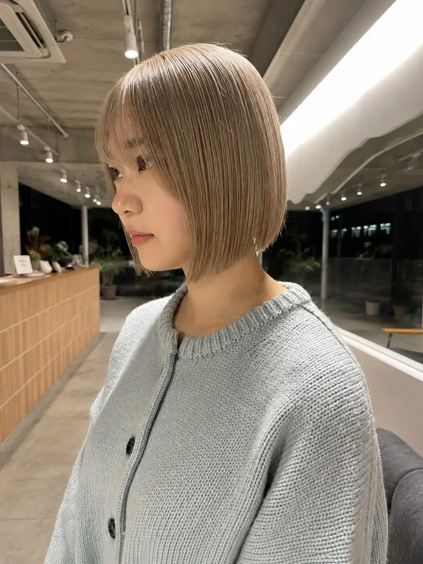 ショート ヘアカラー VIEWS / 実葉のヘアスタイル
