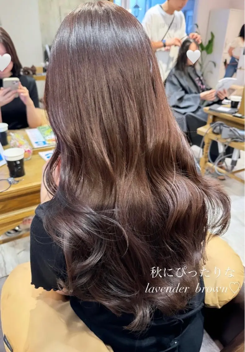 ロング カラー ブラウンカラー ラベンダーカラー 韓国風ヘア レイヤーカット レイヤーカット、 大人可愛い　中村美羅のヘアスタイル