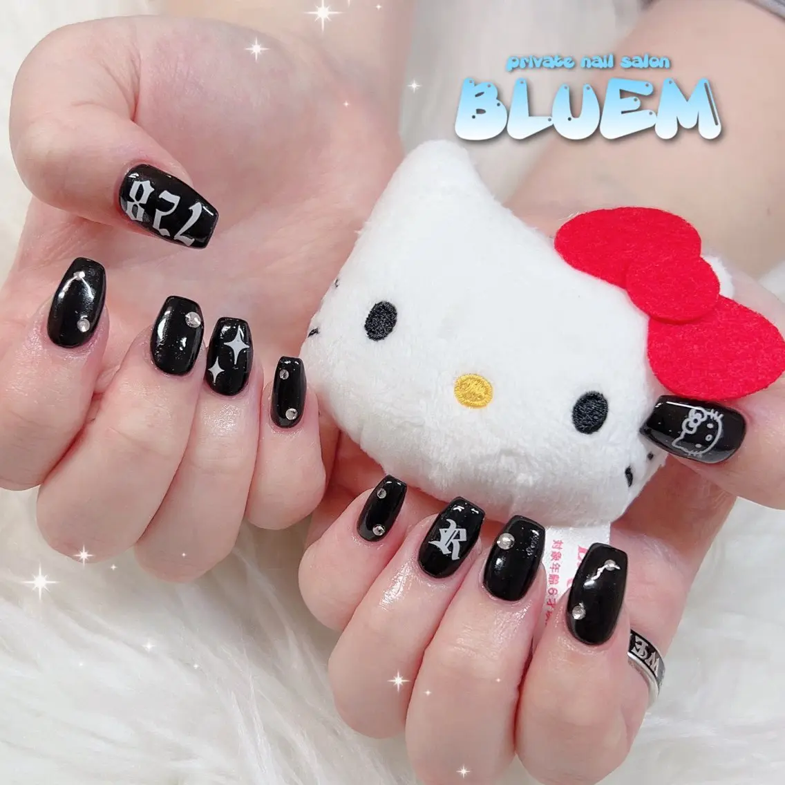 ネイル ハンドネイル BLUEM なな🐶のネイルデザイン