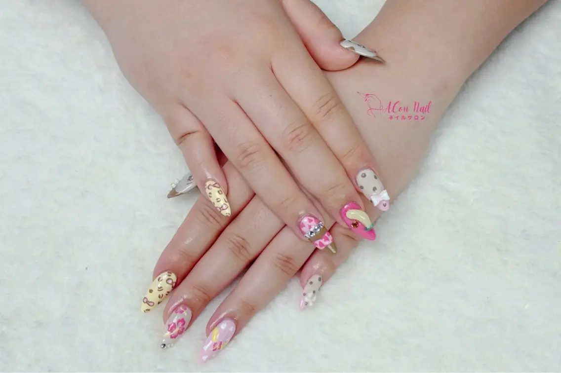 ネイル 桜ネイル 長さ出し フラワーネイル フレンチネイル ジェルネイル ハンドネイル ACon NailSalonのネイルデザイン