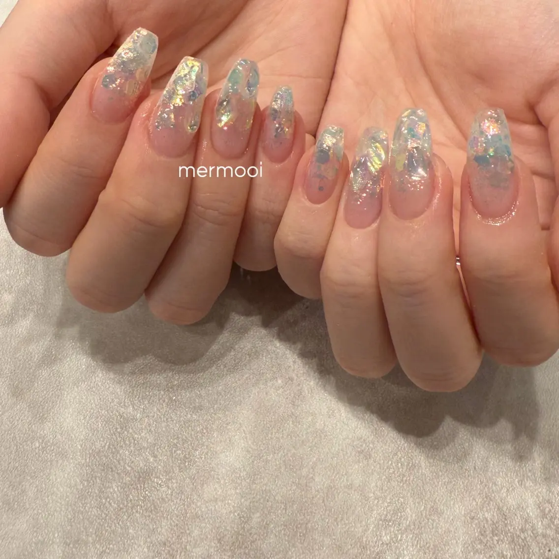 ネイル オーロラネイル ジェルネイル ホログラムネイル キラキラネイル パラジェル mermooi nailのネイルデザイン