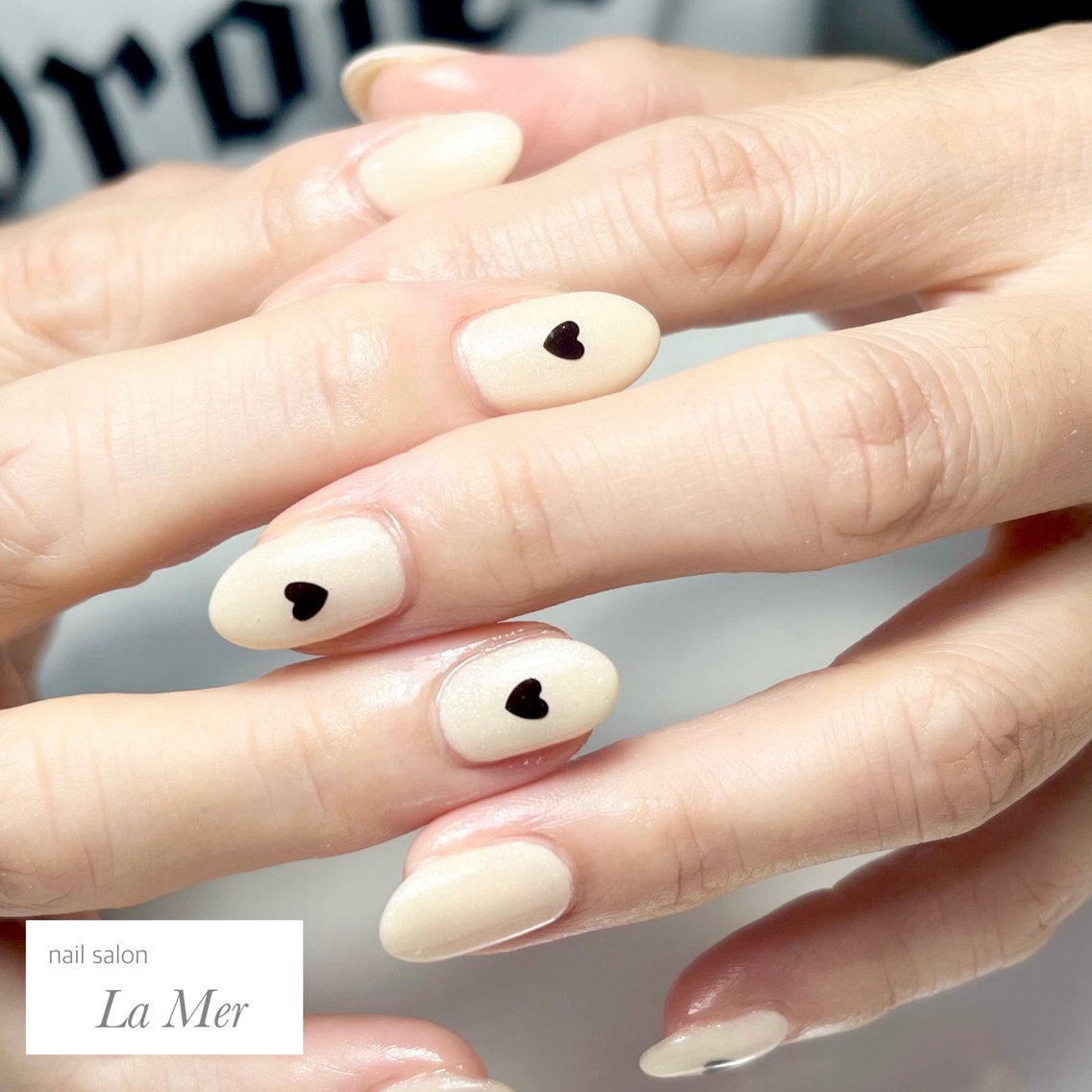 ネイル ジェルネイル ハート ラメ(グリッター) オフィスネイル ワンカラーネイル ハンドネイル nailsalon La Merのネイルデザイン