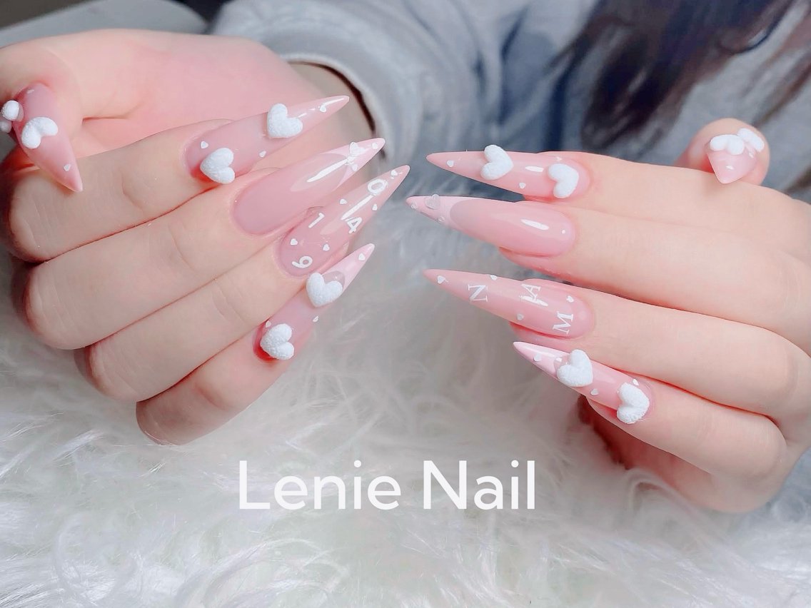 ネイル チークネイル 長さ出し フラッシュネイル フレンチネイル グラデーション ハンドネイル Lenie Nail Salonのネイルデザイン