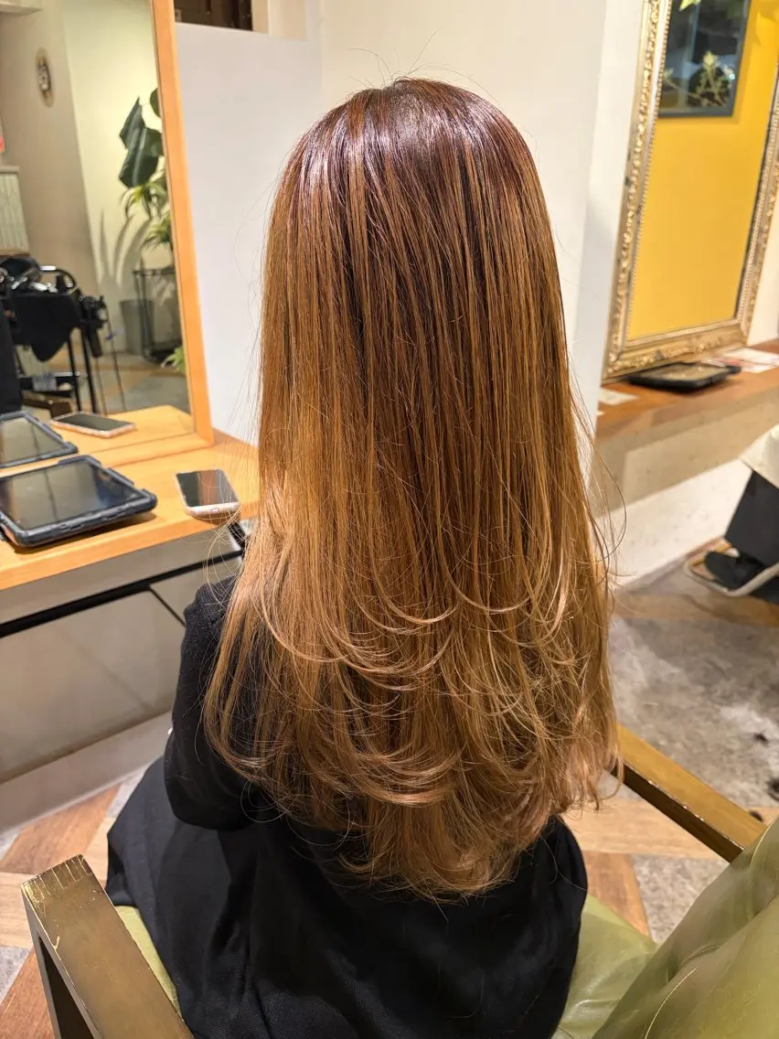 ロング レイヤーカット 加部 采音のヘアスタイル
