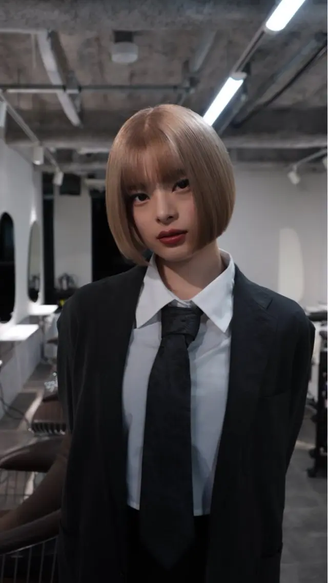 ショート カラー ベージュカラー ミルクティーベージュ ヘアカラー トリートメント 新宿/ブリーチ /パーマ/戸羽のヘアスタイル