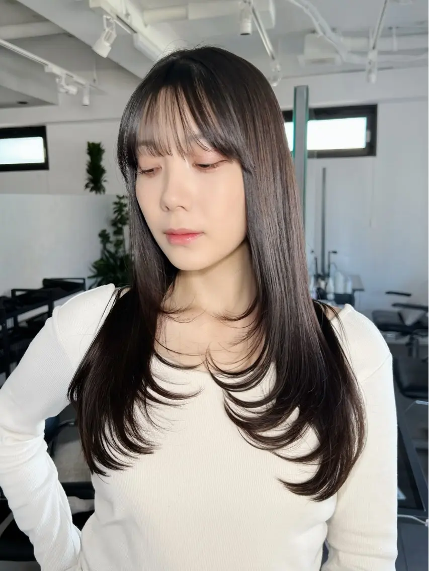 【🍀5月ご新規様期間限定🍀】似合わせカット➕巻ける縮毛矯正✨36%OFF❗️（ミディアム/レイヤーカット）の写真