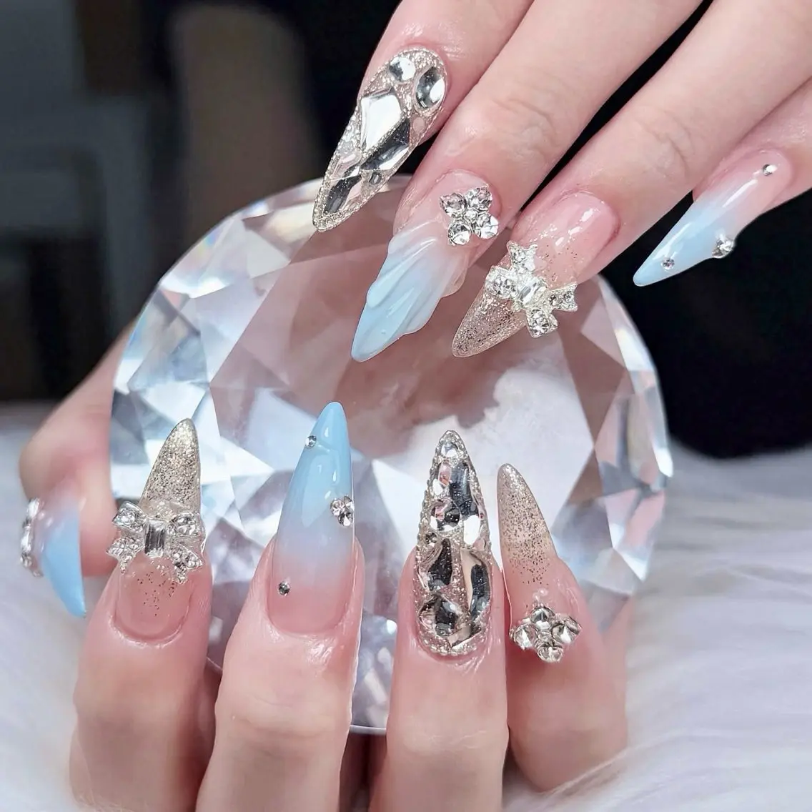 ネイル アートネイル ボルドー フレンチネイル ジェルネイル 氷ネイル・うるうるネイル ハンドネイル Yuki nail salon anのネイルデザイン