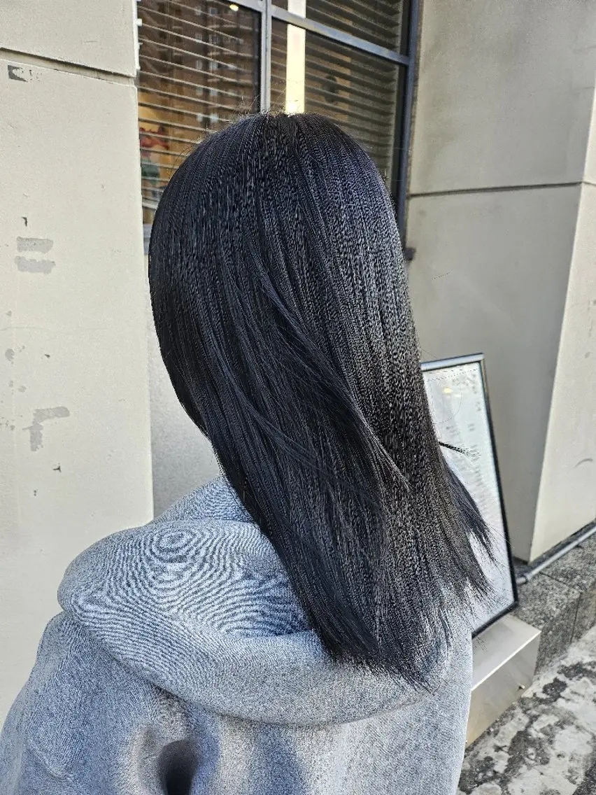 カラー ミディアム 黒髪 ブルーカラー ブルーブラック カット ヘアカラー トリートメント ️🫧髪質改善/縮毛 矯正/寺西紗友望🫧のヘアスタイル