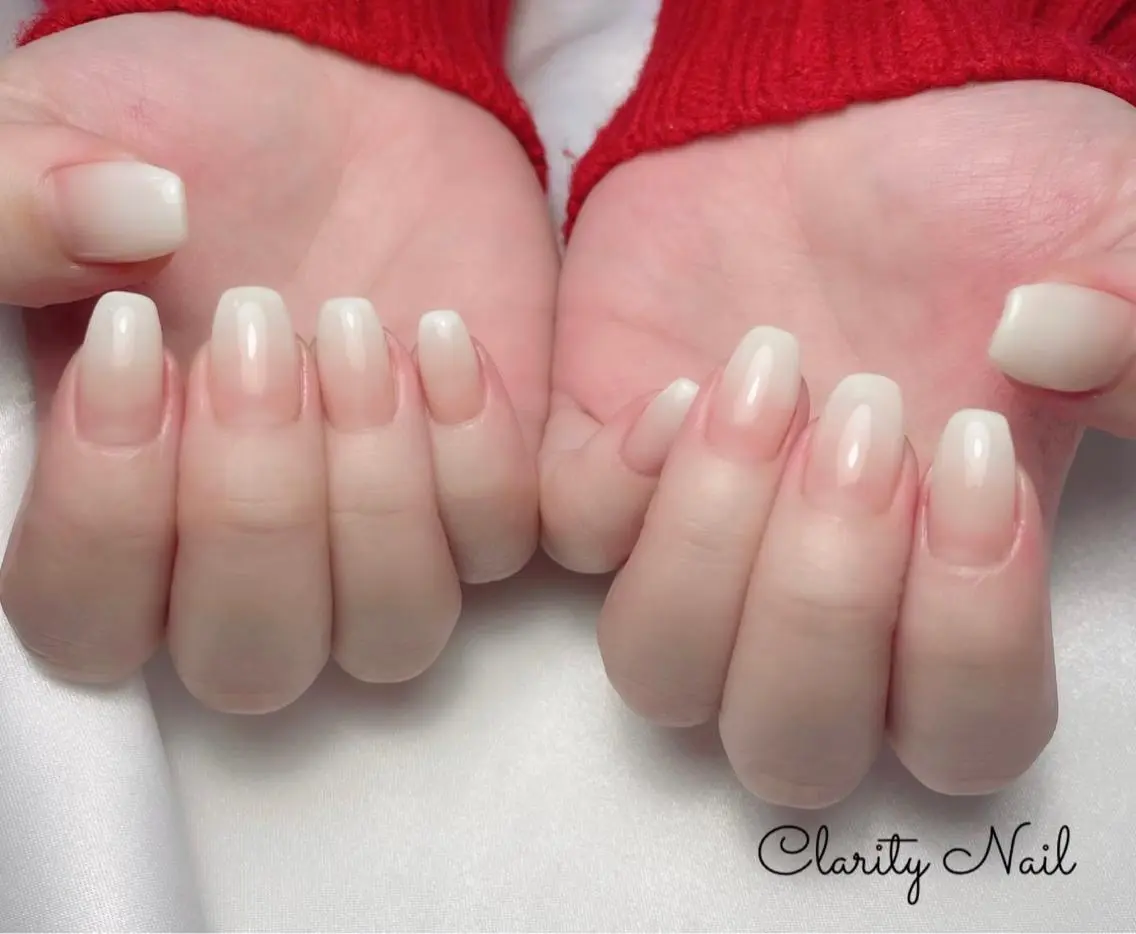 ネイル グラデーション ハンドネイル Clarity Nailのネイルデザイン