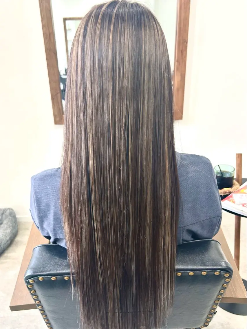 ロング カラー ハイライトカラー ハイライト SOL _nagisa.のヘアスタイル