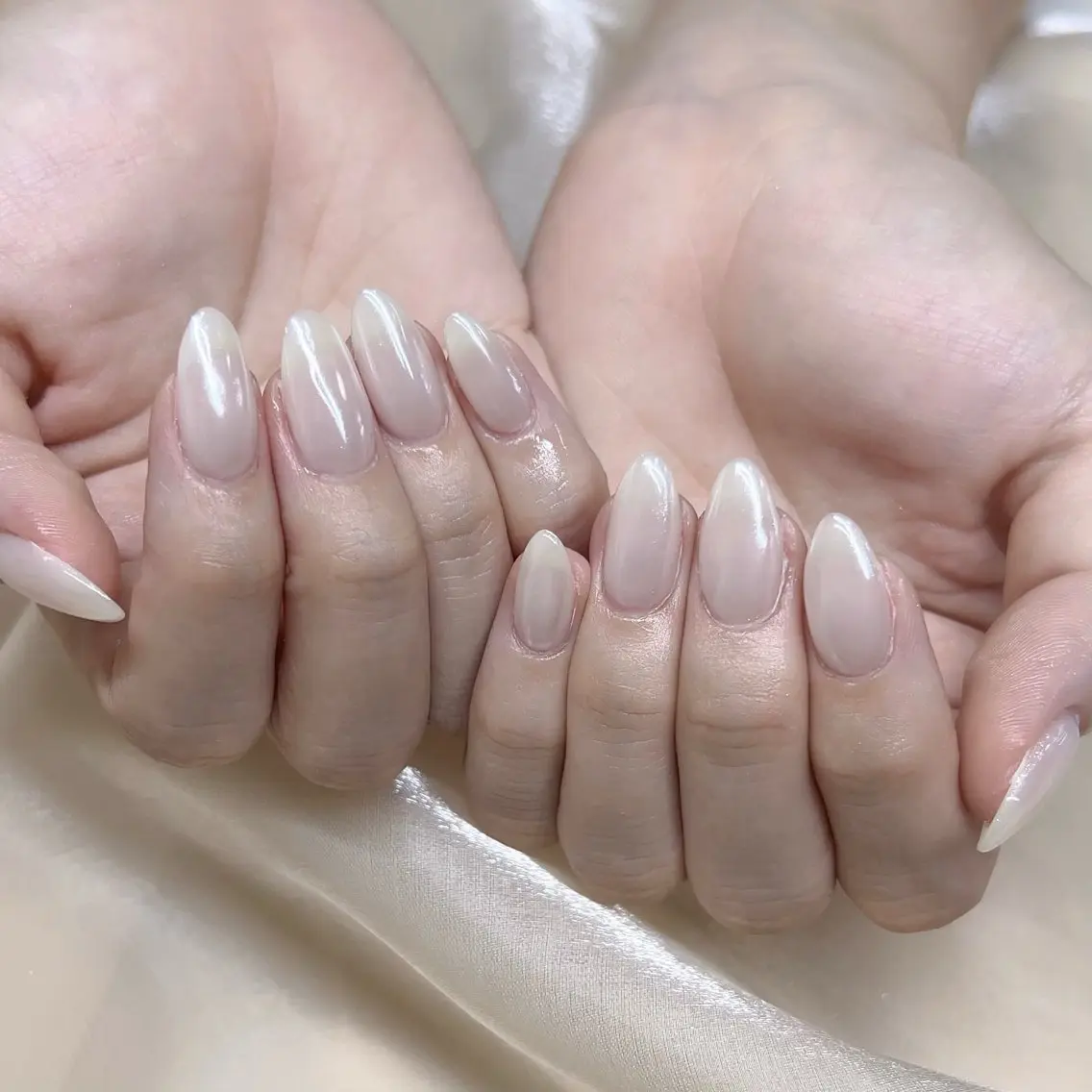 ネイル オーロラネイル ✨木にいる ネイル✨のネイルデザイン