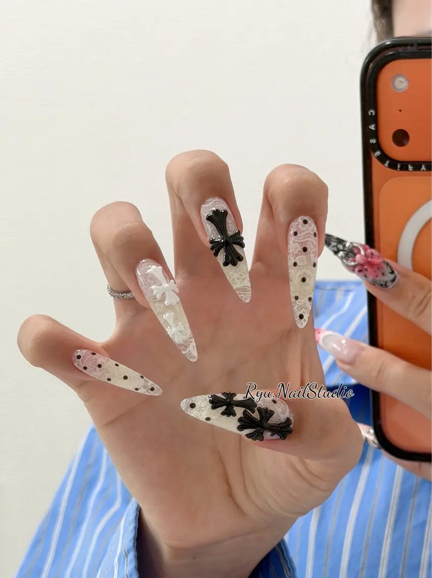 ネイル アートネイル ジェルネイル グラデーション マグネットネイル ニュアンスネイル ハンドネイル Ryu nail studioのネイルデザイン