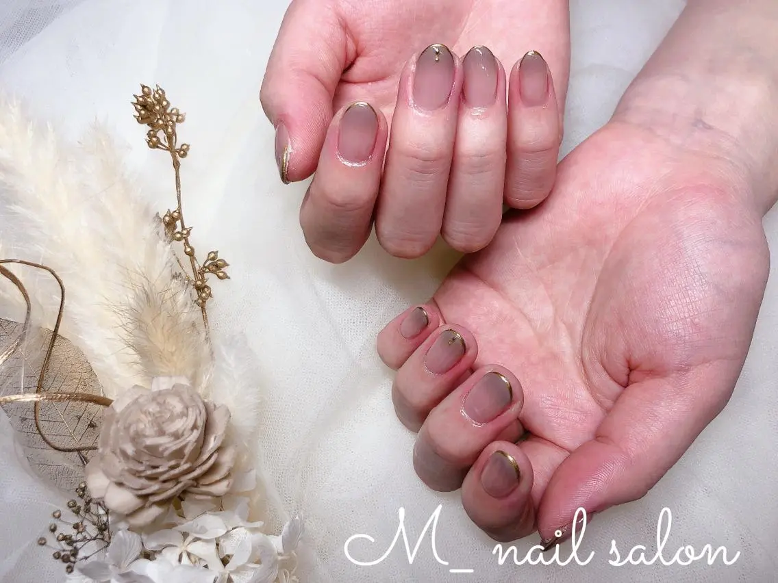 ネイル シンプルネイル M_ nail salonのネイルデザイン