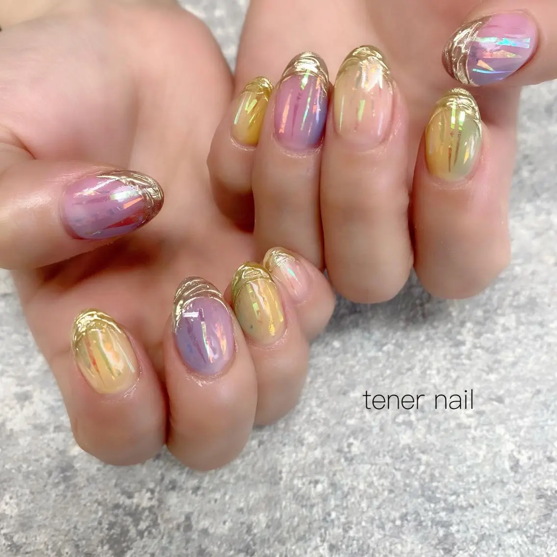 ネイル オーロラネイル グラデーション ミラーネイル テネルネイル tener nailのネイルデザイン