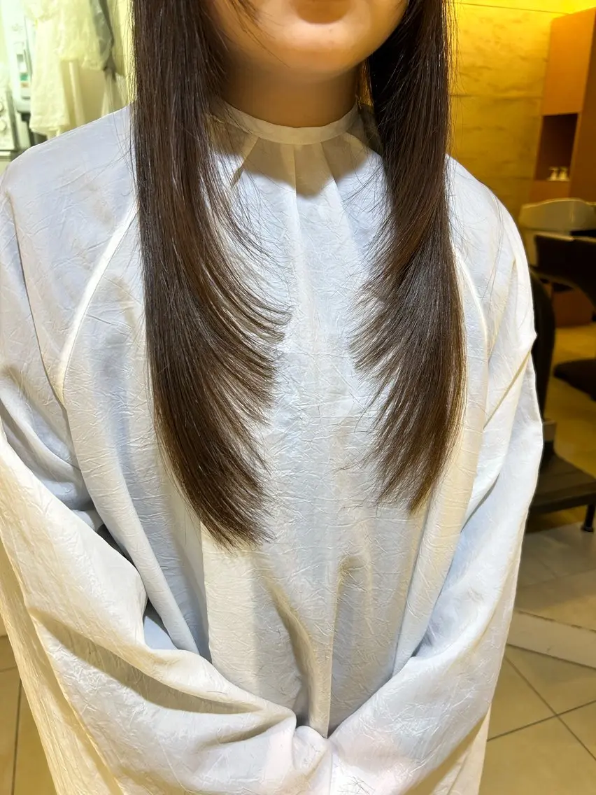 ロング ハイレイヤー レイヤーカット 笹木 菜々子のヘアスタイル