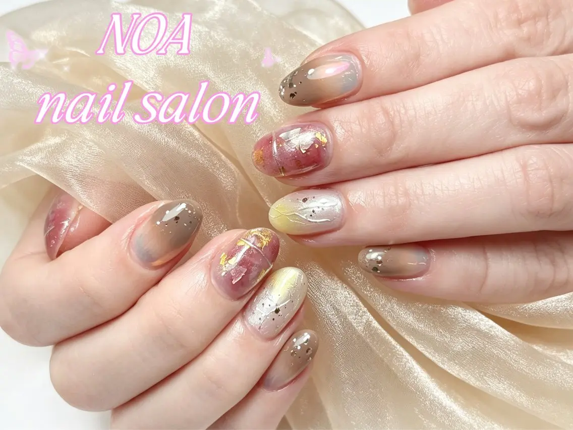 ネイル 長さ出し フレンチネイル ジェルネイル ガーリー キラキラネイル ハンドネイル Noa Nail みつきのネイルデザイン