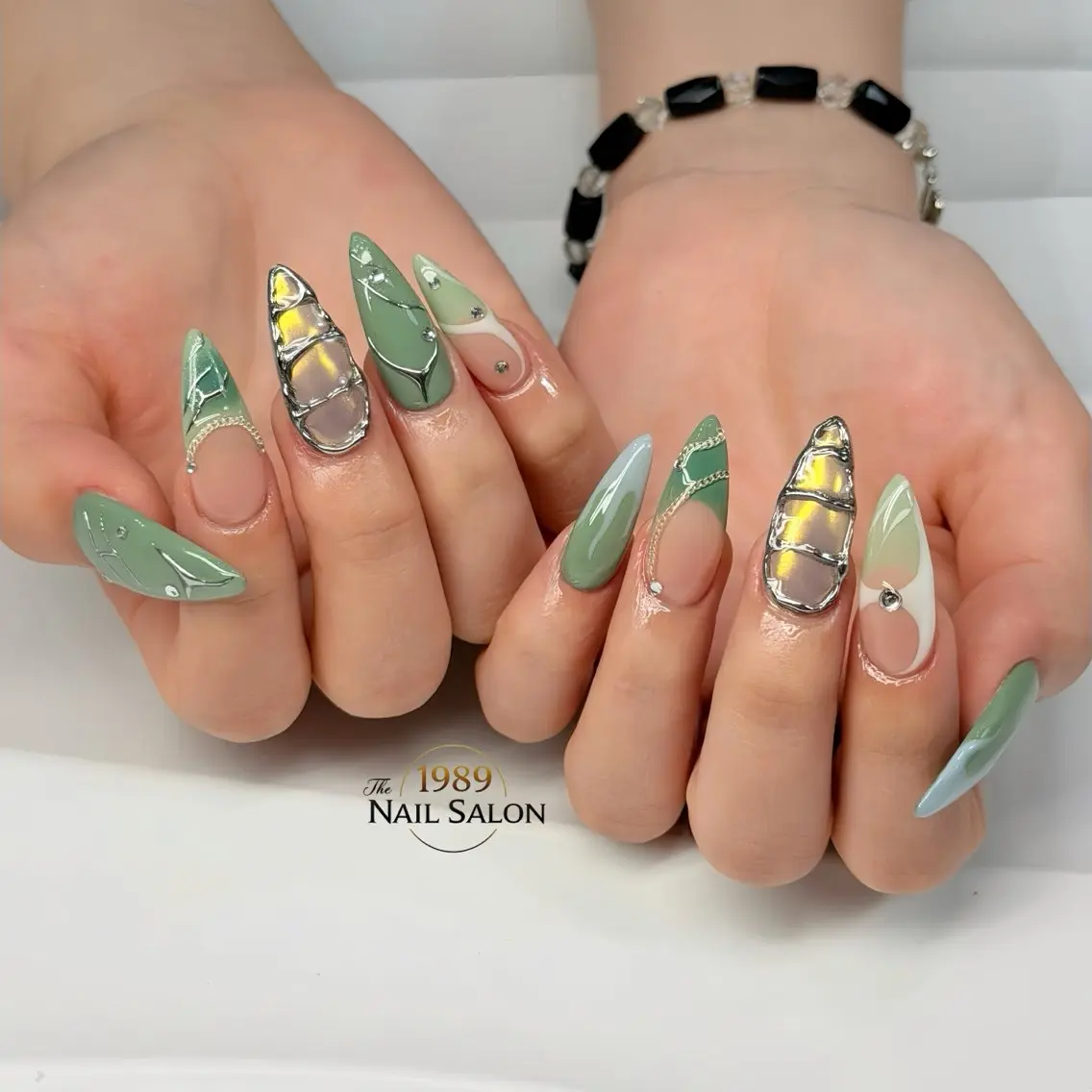 ネイル ハンドネイル The 1989 Nail Salonのネイルデザイン