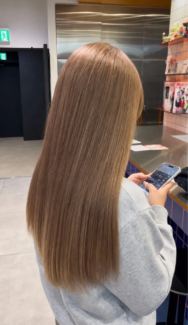 ロング ヘアカラー ハイトーン✨ ゆり🫧のヘアスタイル
