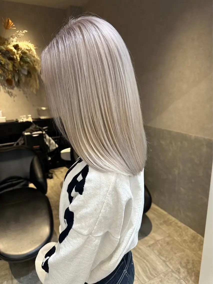 カラー ハイトーンカラー ヘアカラー トリートメント ヘッドスパ Rio / 艶カラー/ハイトーンのヘアスタイル