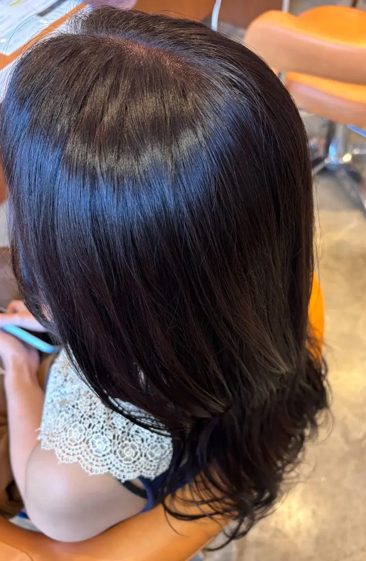 ロング カラー ラベンダーカラー 須田 陽菜のヘアスタイル