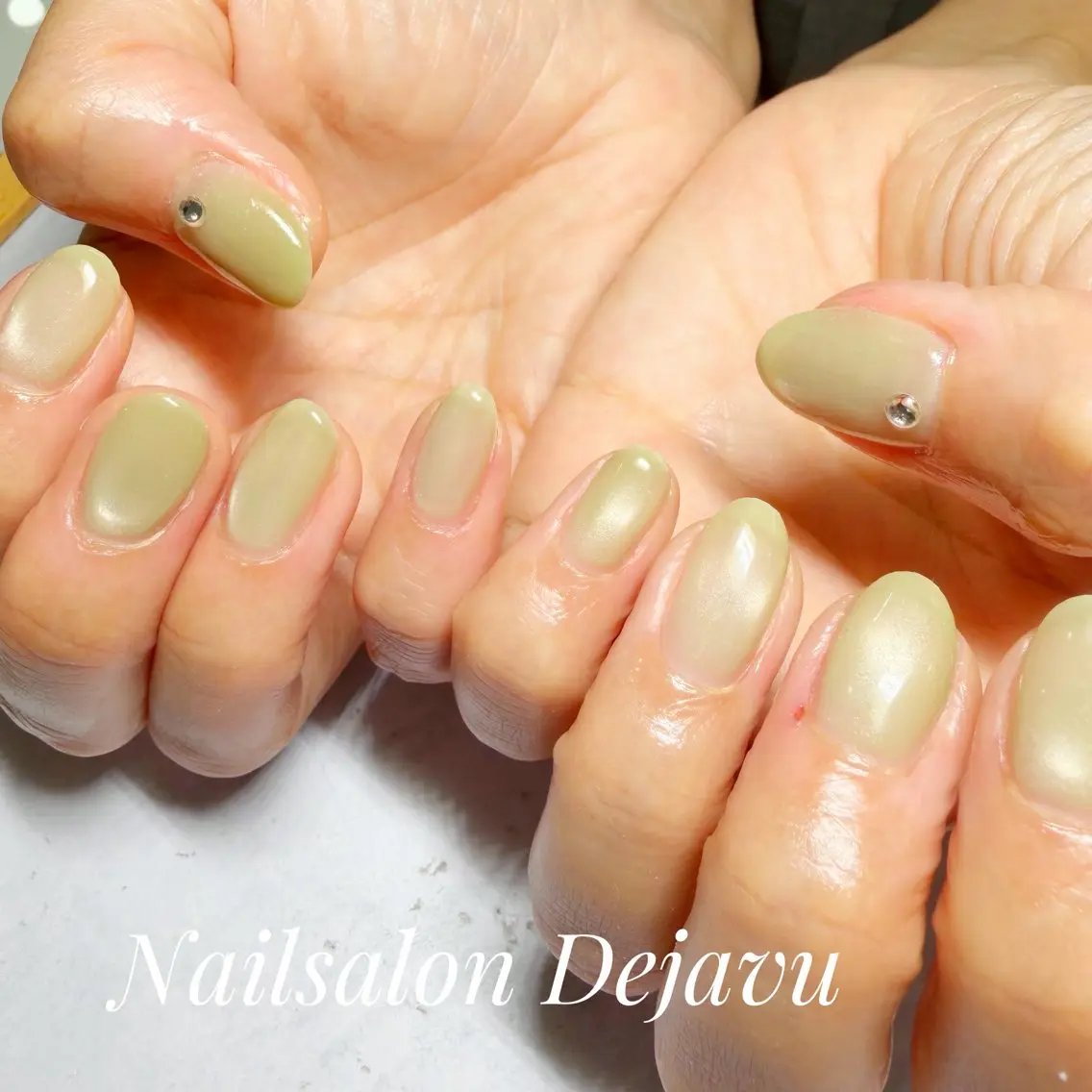 ネイル ラメ(グリッター) マグネットネイル ビー玉ネイル ハンドネイル Nail salon Dejavu 🌿のネイルデザイン