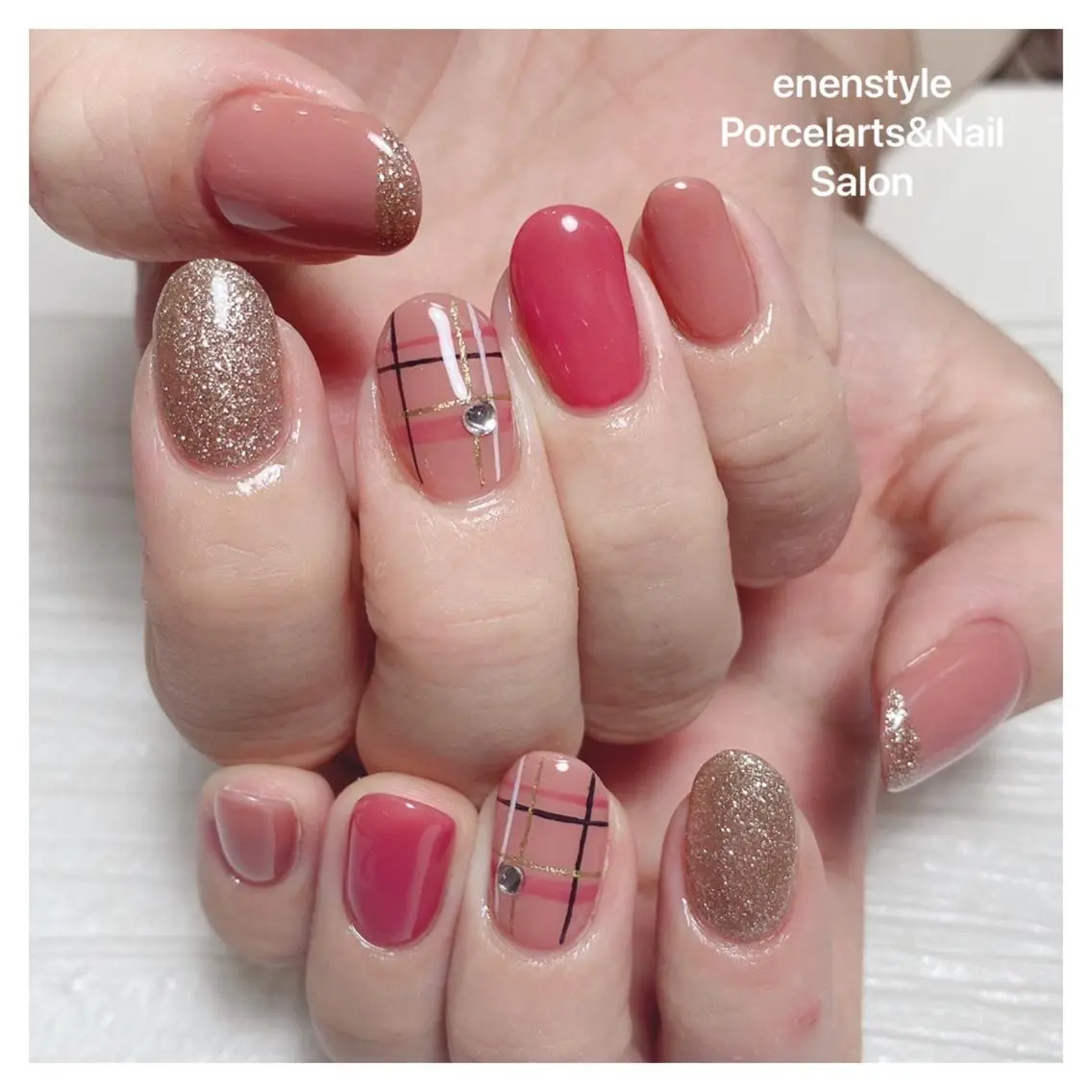 ミディアム ネイル ハンドネイル 🐾enen style 🐾のネイルデザイン