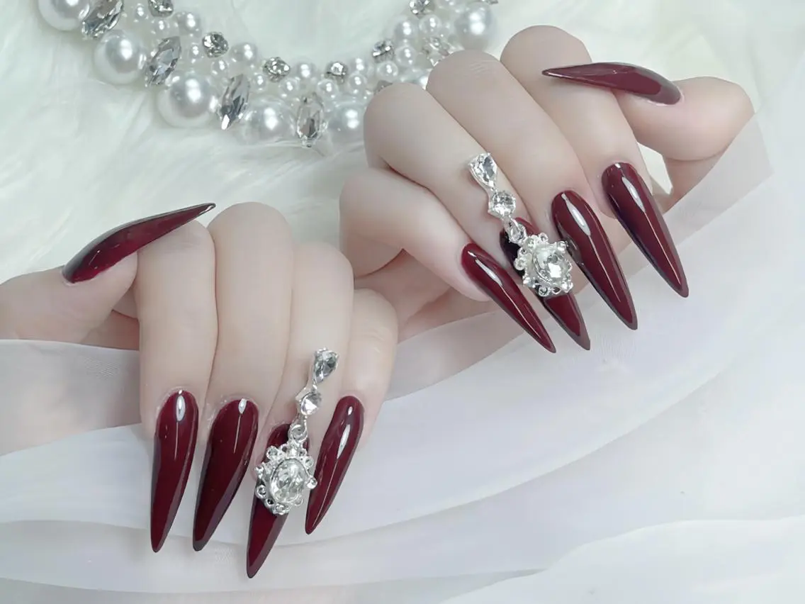 ネイル オーロラネイル チークネイル 桜ネイル クリアネイル ドット ハンドネイル Rin Nail Shinokuboのネイルデザイン