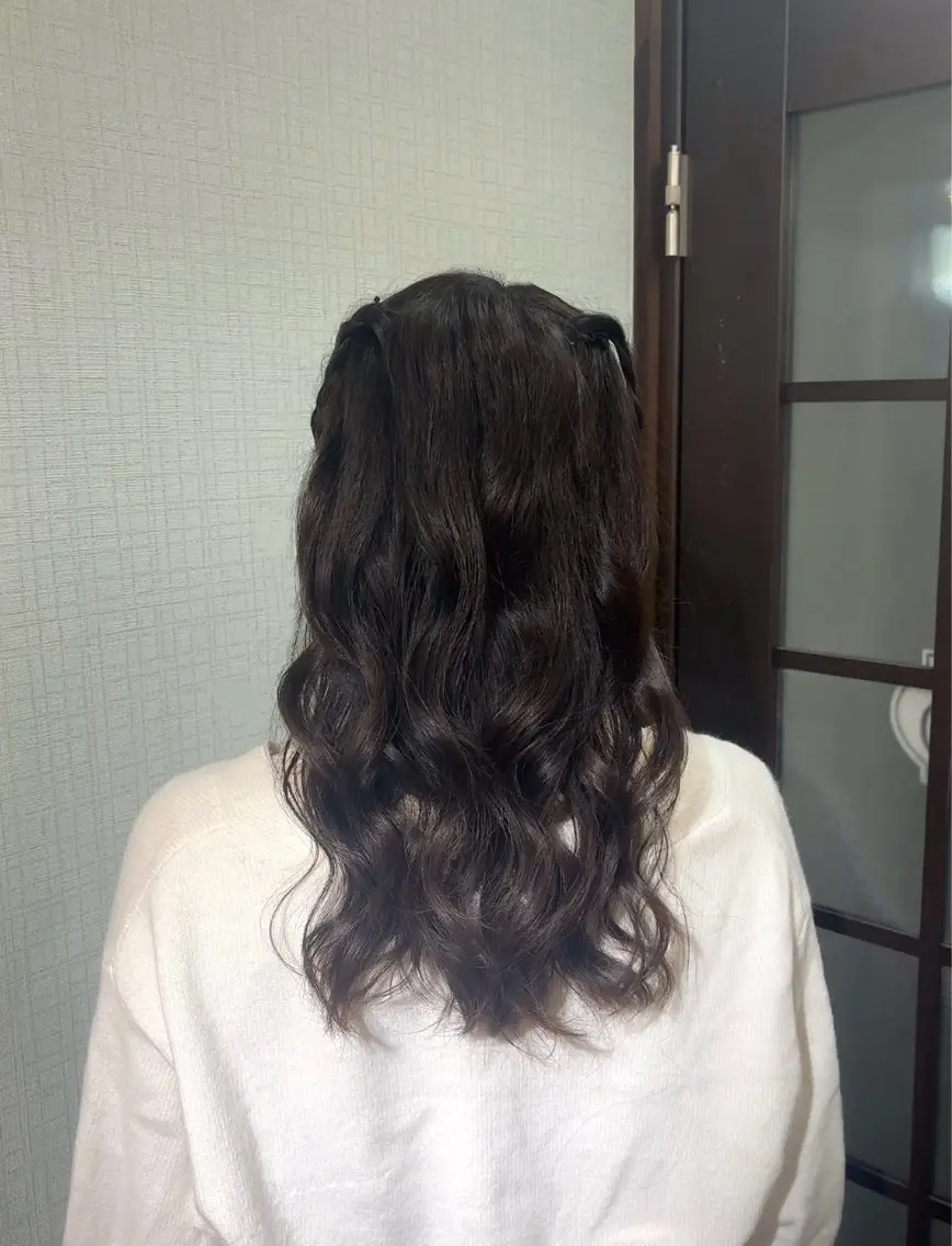 ロング ヘアアレンジ ココシャル miranoのヘアスタイル