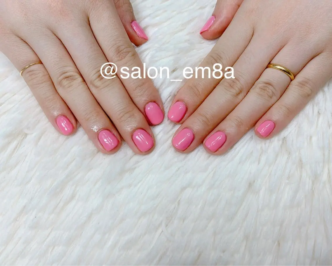 ネイル ジェルネイル ワンカラーネイル ピンク バレンタイン ハンドネイル salon EM&A emiのネイルデザイン