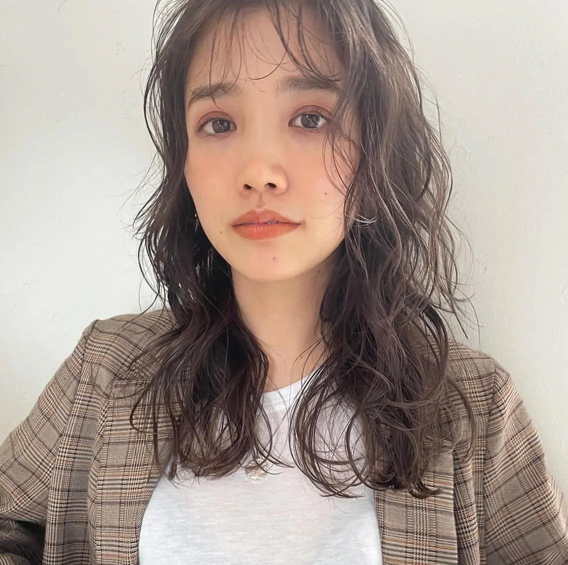 ミディアム パーマ ミディアムパーマ 大人レイヤー×艶髪 小久保　春暁のヘアスタイル
